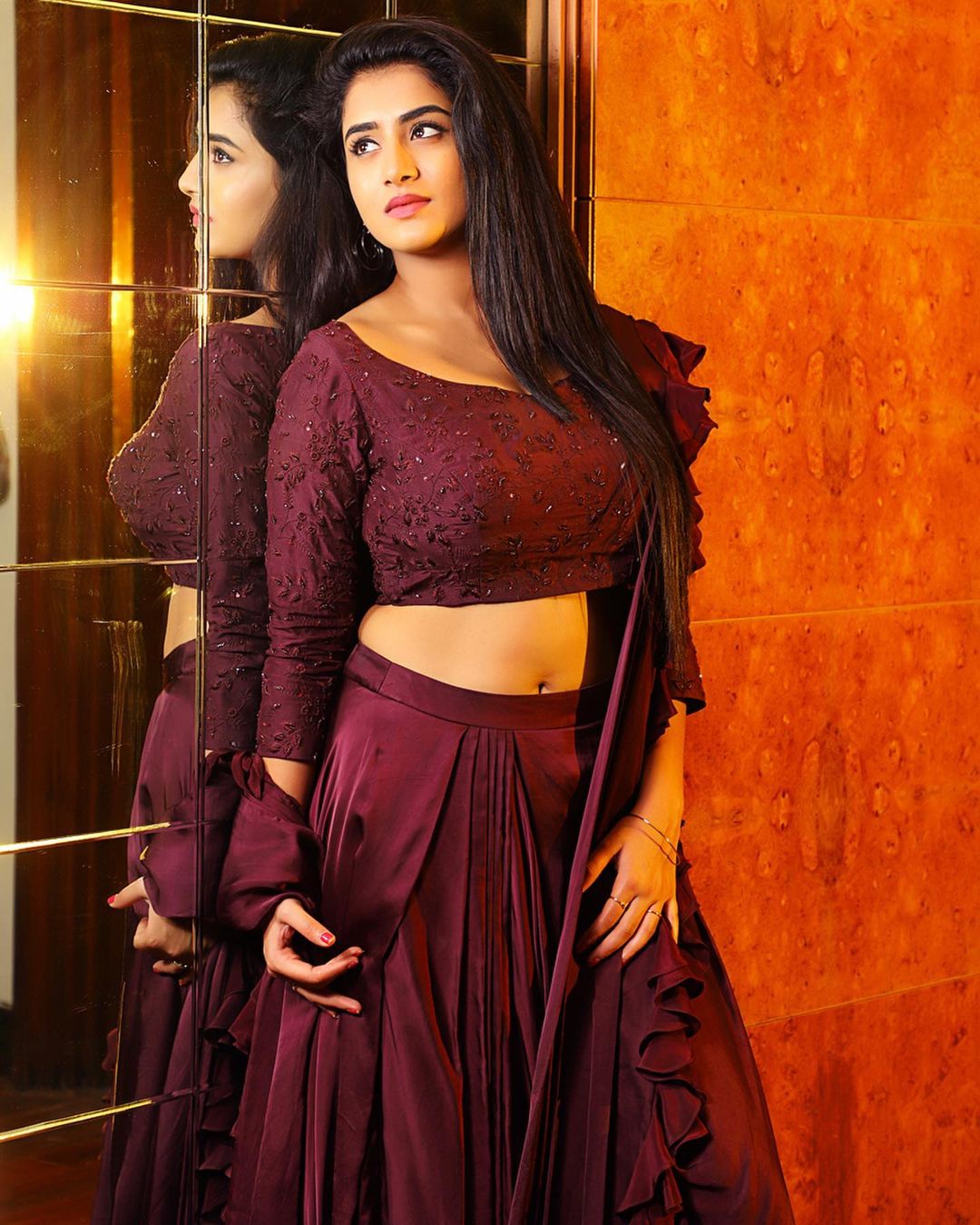 TOLLYWOOD ACTRESS RASHI SINGH STILLS IN MAROON LEHENGA CHOLI 13